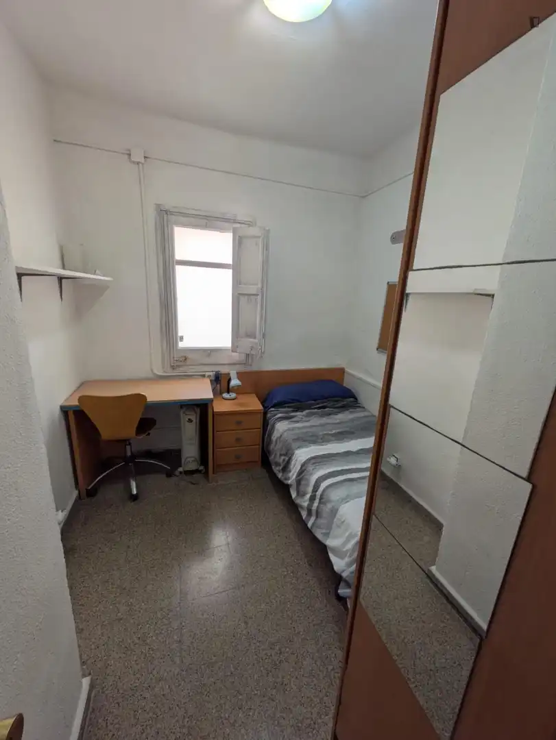 Room in La Nova Esquerra de l'Eixample