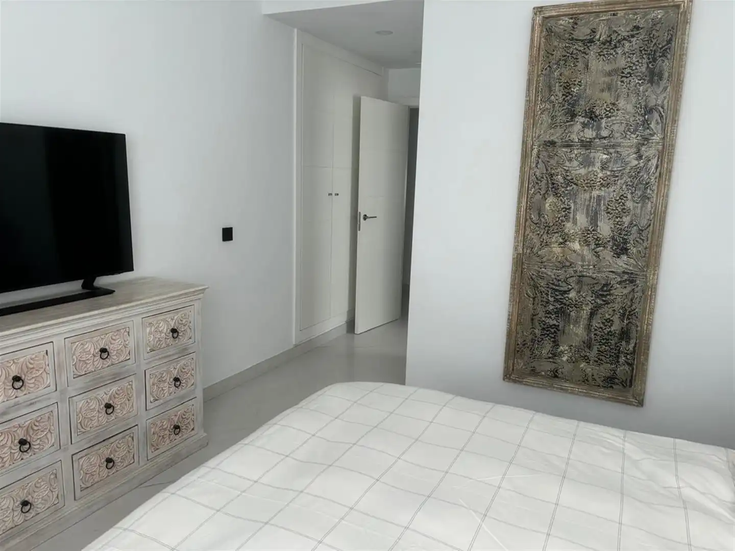 Dormitori de Apartament en venda en Estepona amb Aire condicionat i Terrassa