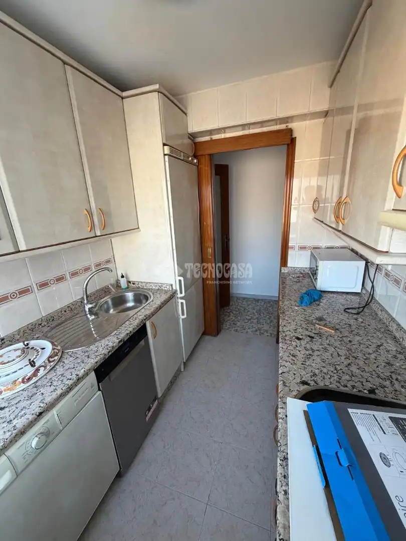 Kitchen of Flat for rent in Sevilla  with Terrace