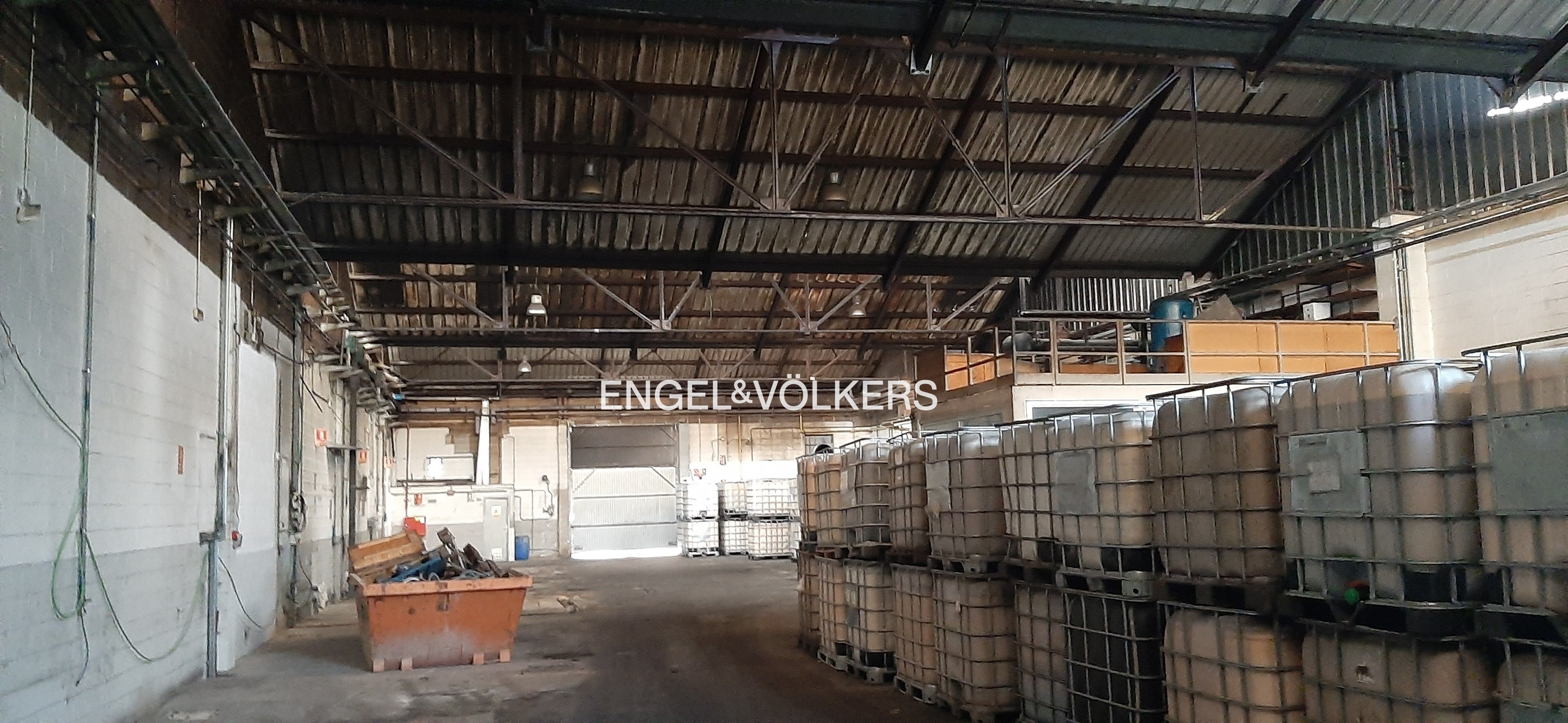 Exterior view of Industrial buildings for sale in Sant Cugat del Vallès