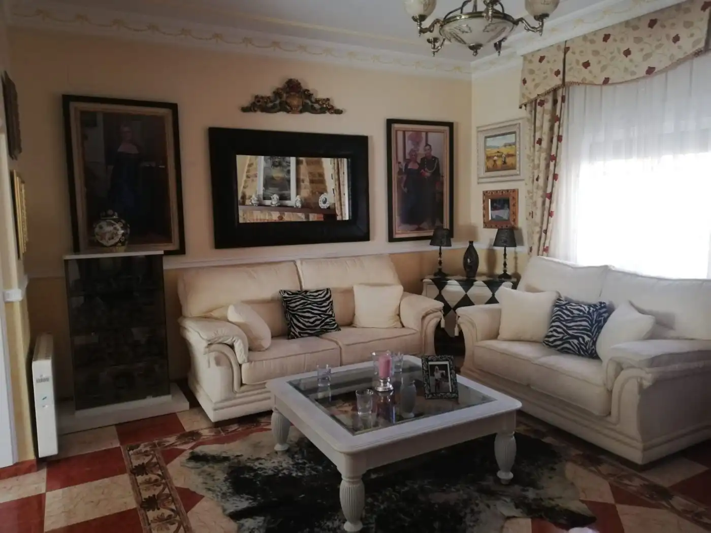 Living room of Houses for sale in Albacete  with Air Conditioner, Terrace and Storage room
