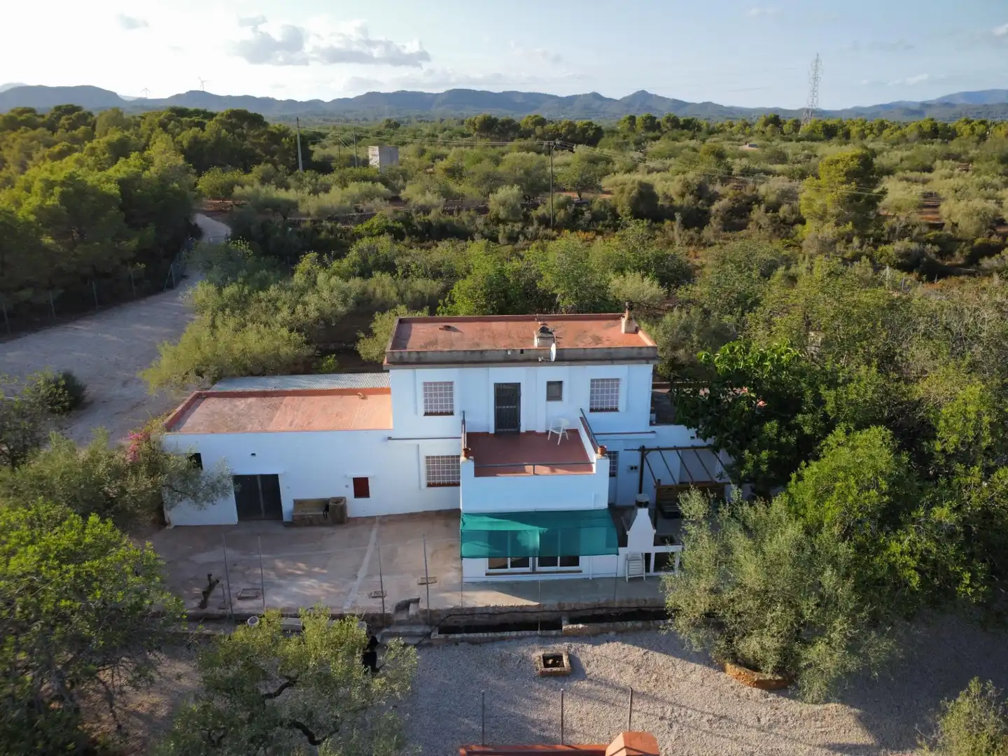 Maison rustique avec piscine à vendre à El Perelló