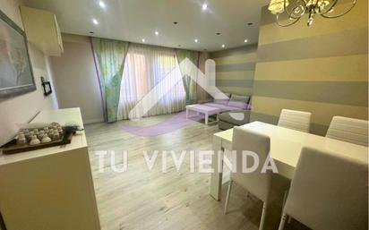 Wohnzimmer von Wohnungen zum verkauf in Valladolid Capital mit Heizung, Parkett und Möbliert