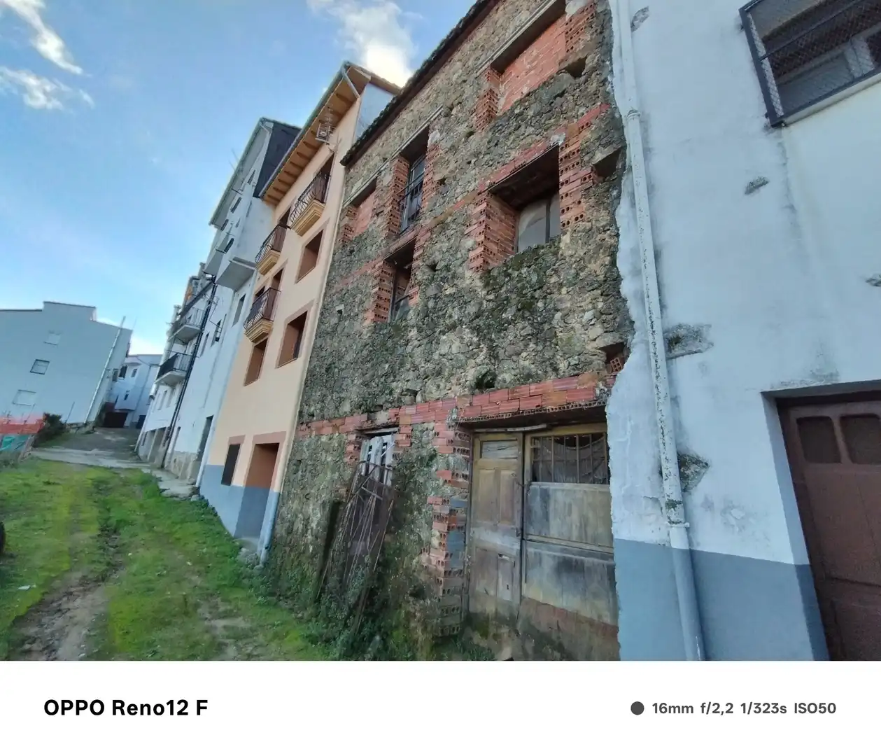 Vista exterior de Finca rústica en venda en Casas del Castañar