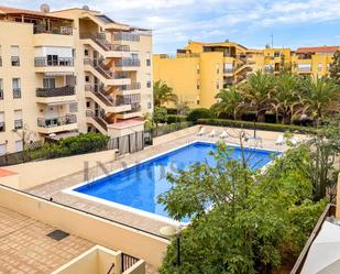 Vista exterior de Pis en venda en Arona amb Jardí privat, Piscina i Balcó