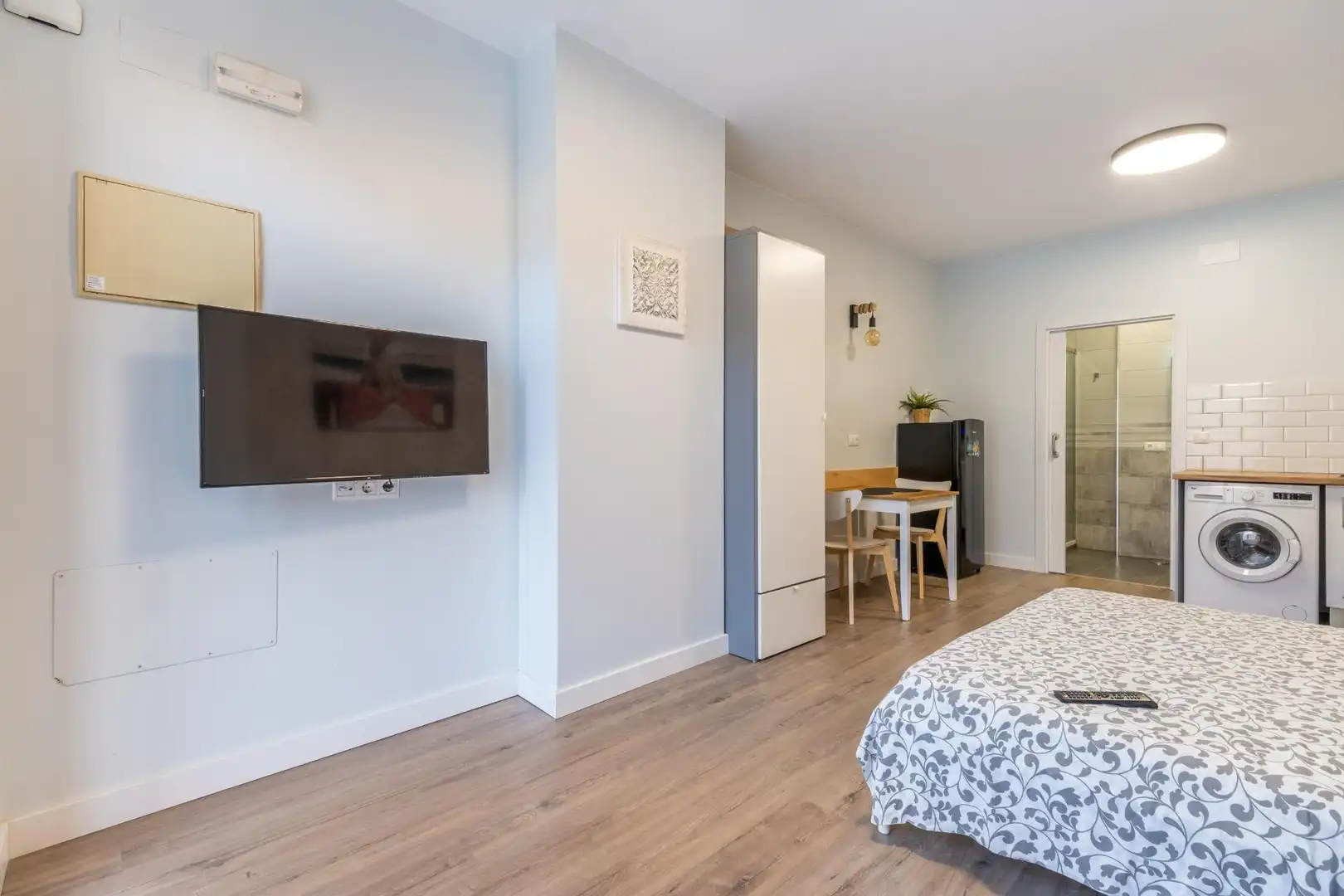 Habitación de Oficina en venta en Alicante / Alacant con Aire acondicionado y Amueblado