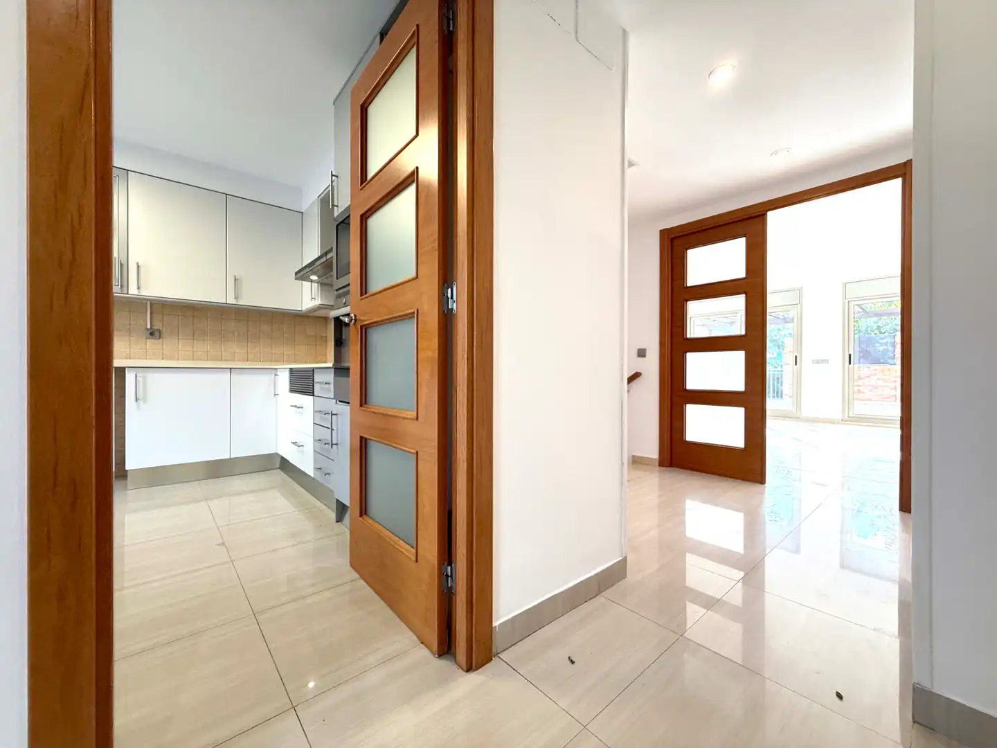 Semi-detached house with pool for sale in Carrer d'Escornalbou, imagen 16