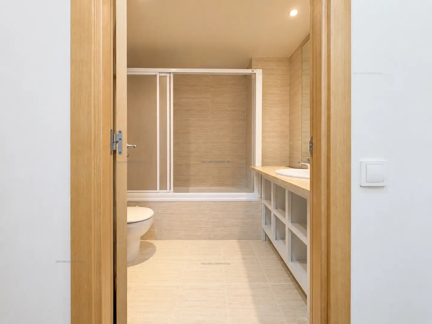 Baño de Piso en venta en Parets del Vallès con Calefacción, Terraza y Trastero