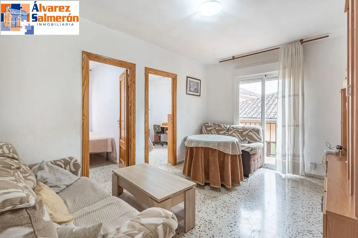 Flat for sale in Calle de las Caballerizas, Centro - Sagrario