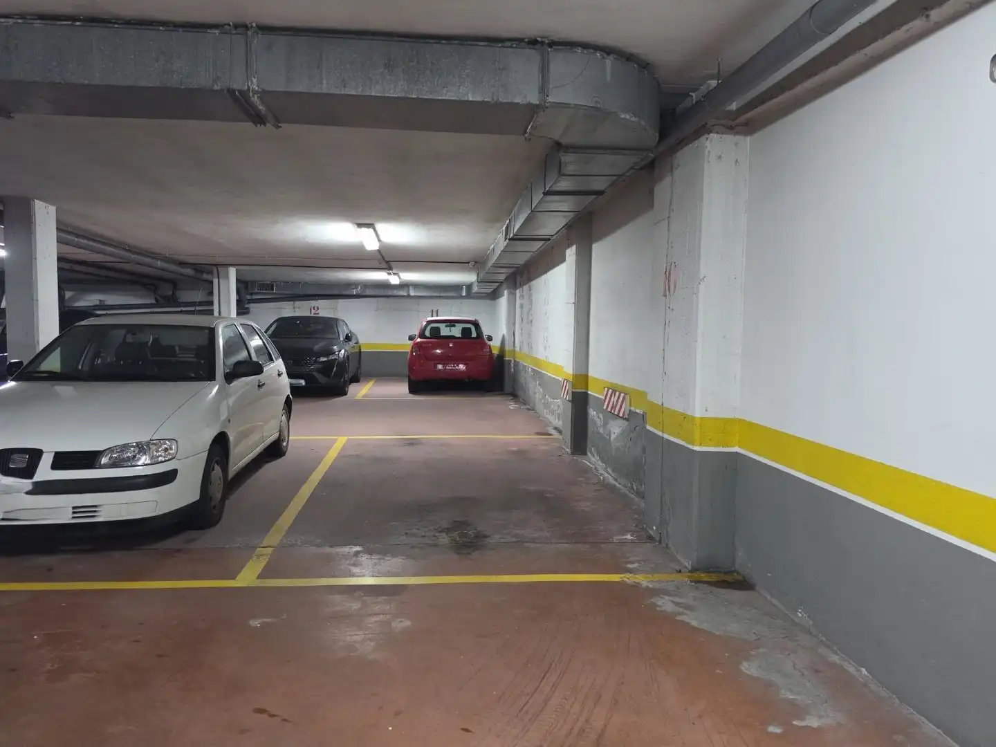 Parking de Piso en venta en A Coruña Capital  con Calefacción y Trastero
