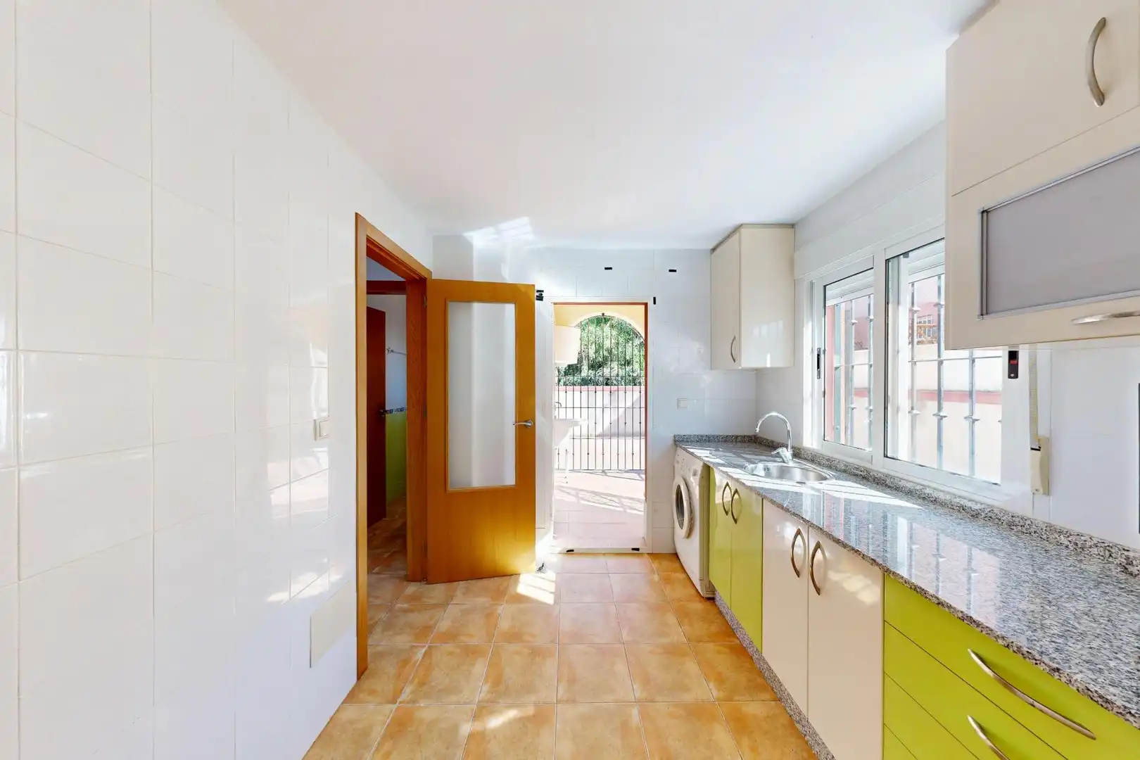 Cocina de Casa adosada en venta en Cartagena con Terraza, Trastero y Balcón