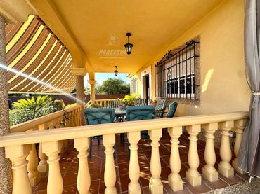 Casa con piscina en venta en Periurbano Oeste - Sierra