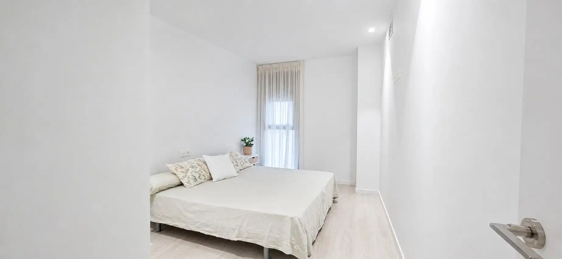 Bedroom of Flat for rent in Alicante / Alacant  with Air Conditioner, Heating and Storage room