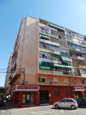 Piso en Venta en C/ Enrique Monsonís Domingo en Pla de Bon Repós
