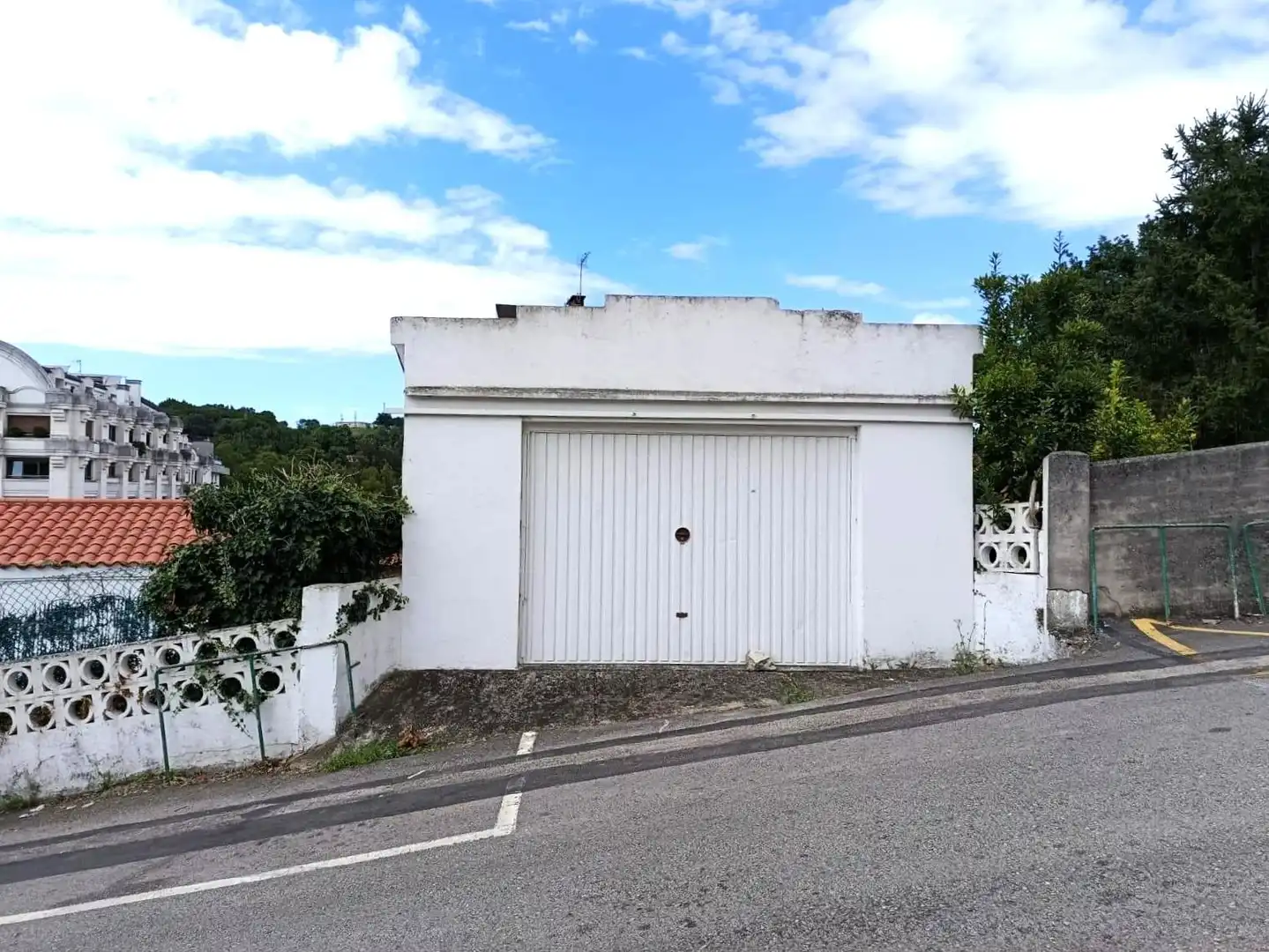 Außenansicht von Erdgeschoss zum Verkauf in Medio Cudeyo mit Heizung, Privatgarten und Terrasse