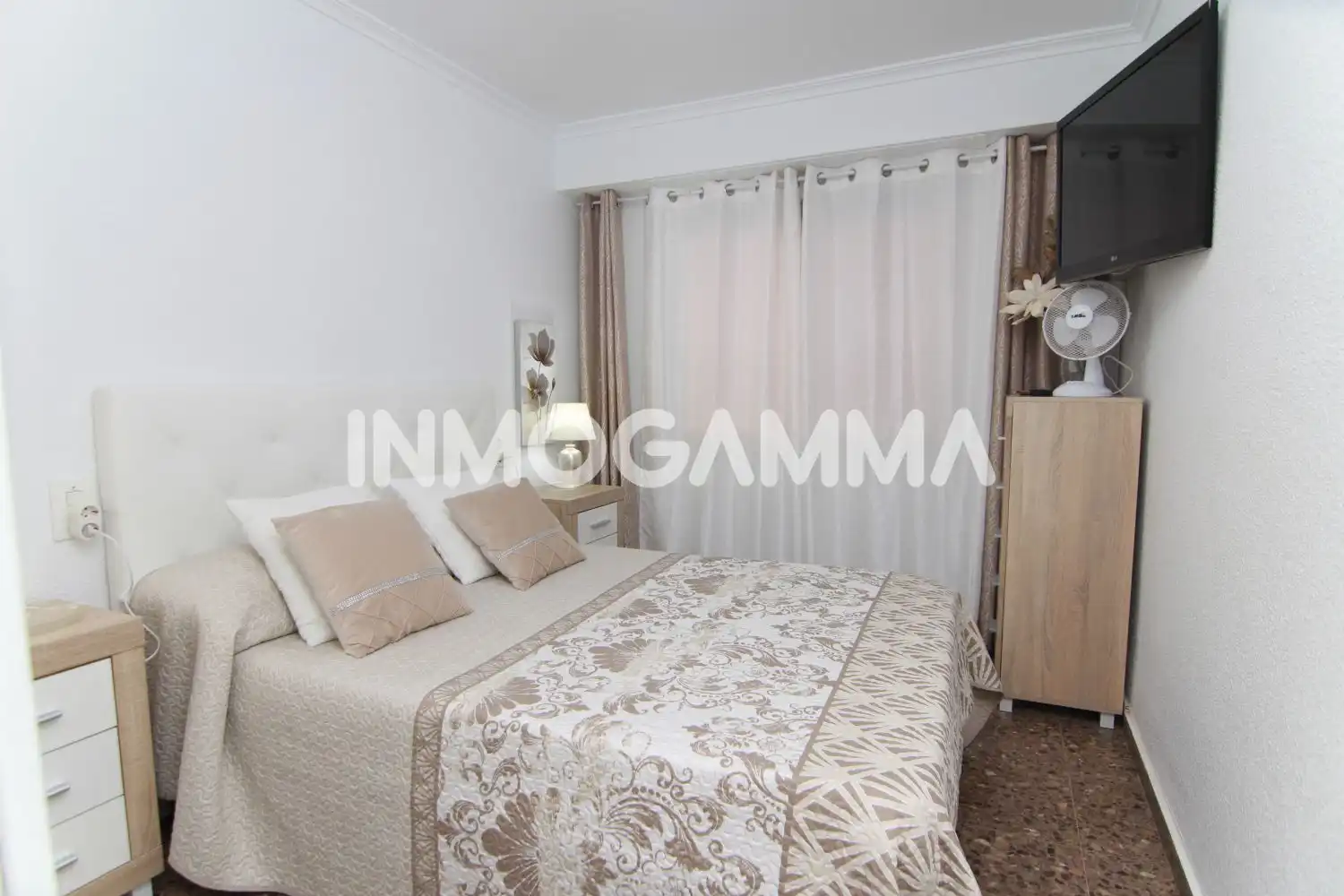 Habitación de Apartamento de alquiler en Cullera con Terraza, Amueblado y Piscina comunitaria