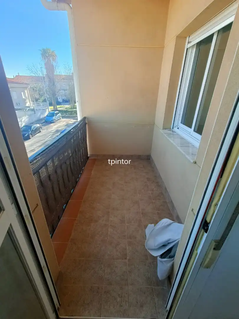 Balcony of Detached homes for rent in Cáceres  with Oven, Washing machine and Microwave