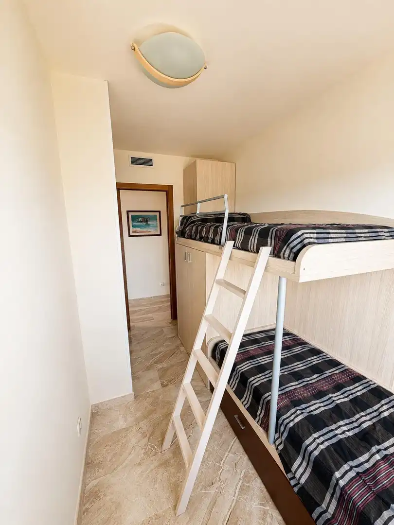 Habitación de Apartamento en venta en L'Ampolla con Aire acondicionado, Terraza y Amueblado