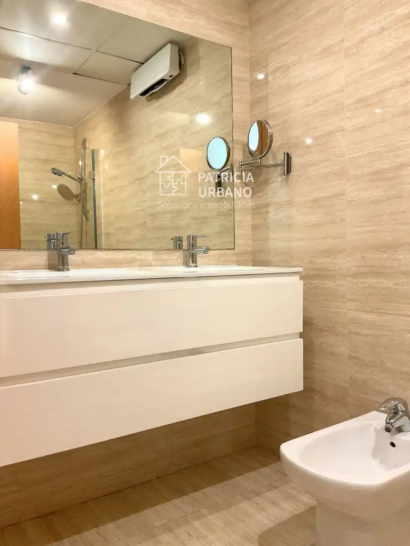 Baño de Piso de alquiler en Cambrils con Aire acondicionado, Calefacción y Terraza