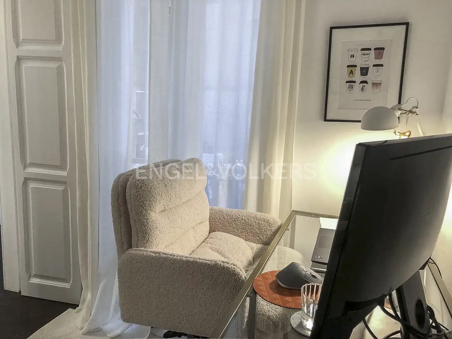Sala d'estar de Pis de lloguer en Barcelona amb Aire condicionat, Calefacció i Parquet