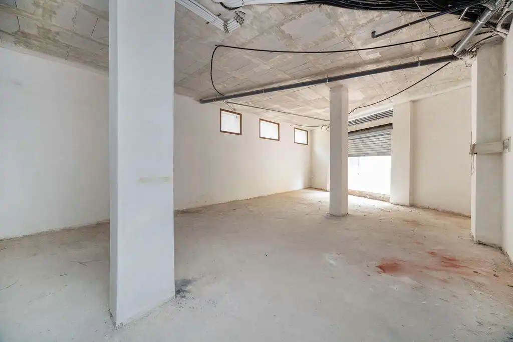 Commercial properties for sale in Monóvar  / Monòver
