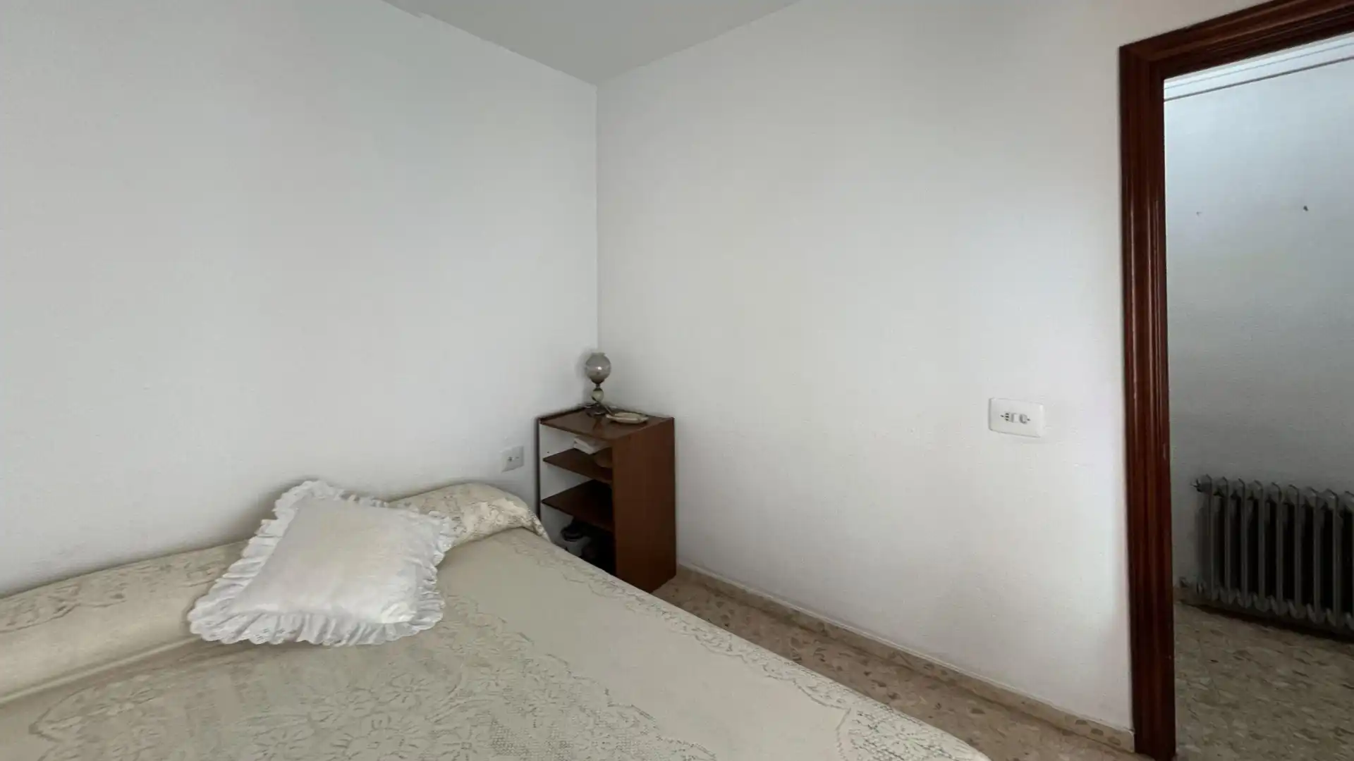 Bedroom of Flat for sale in Utiel, Valencia