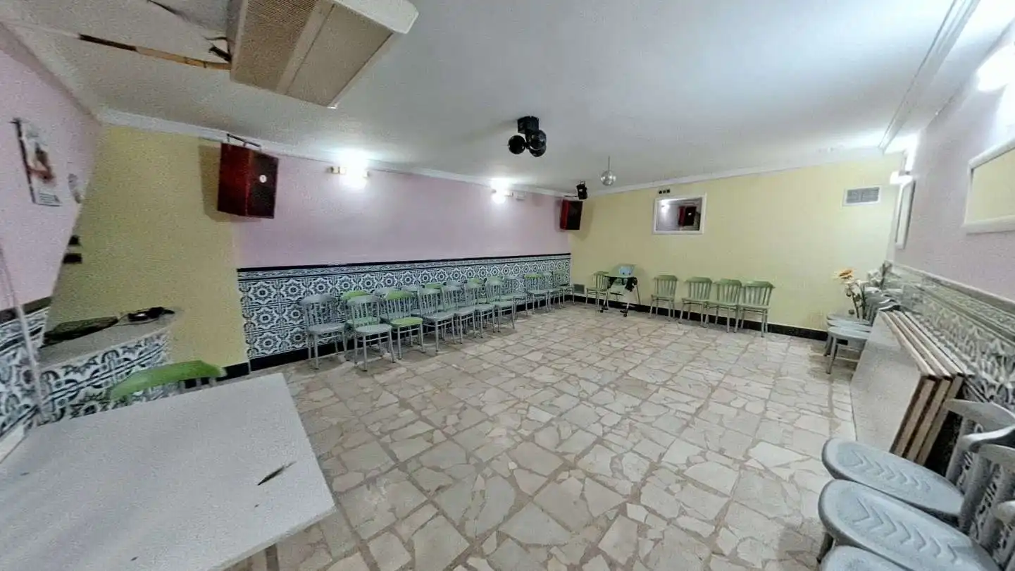 Local de alquiler en Consuegra con Aire acondicionado y Amueblado