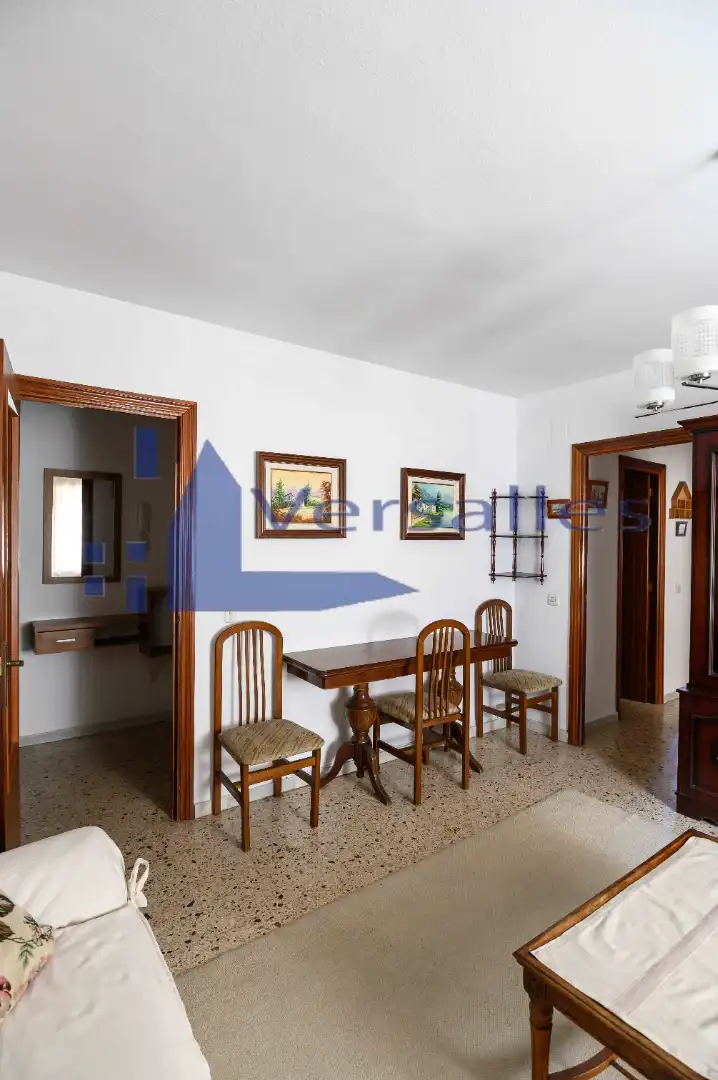 Piso en venta en Santa Marta de Tormes con Calefacción, Amueblado y Microondas