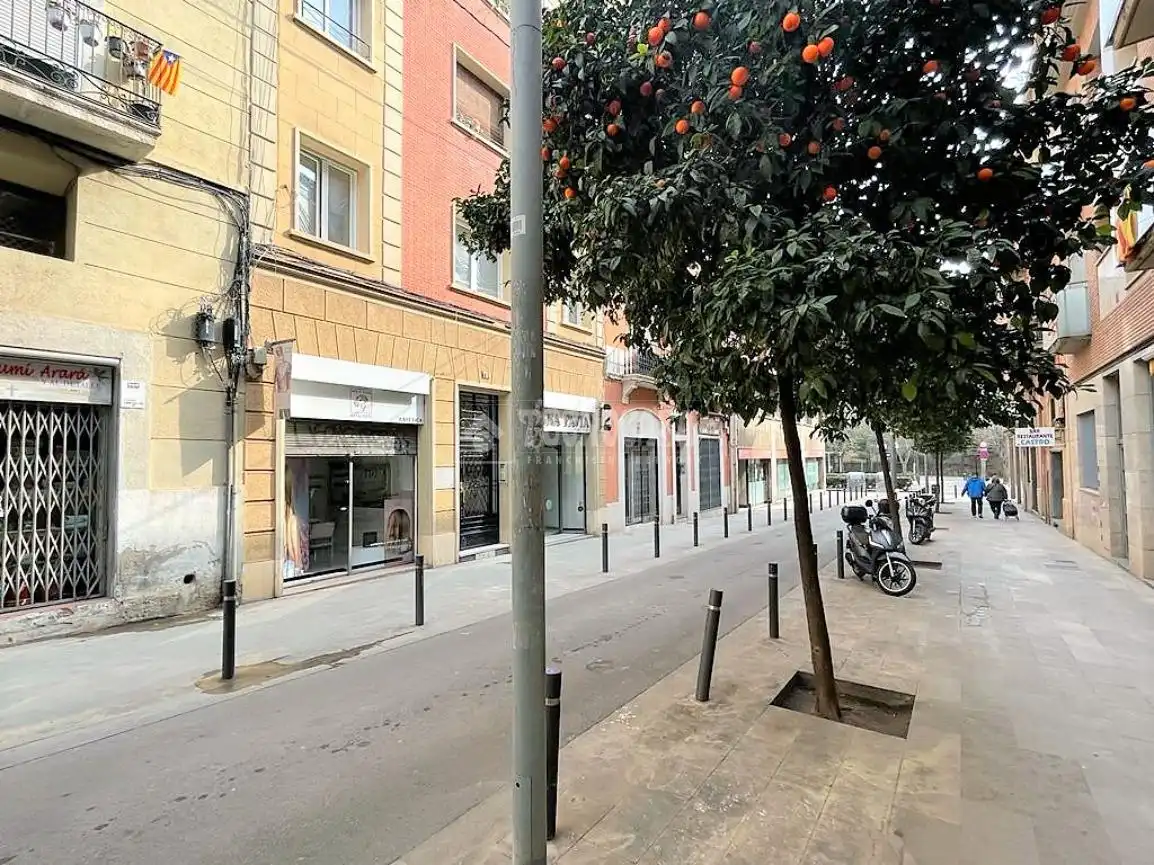 Außenansicht von Wohnung zum Verkauf in Barcelona