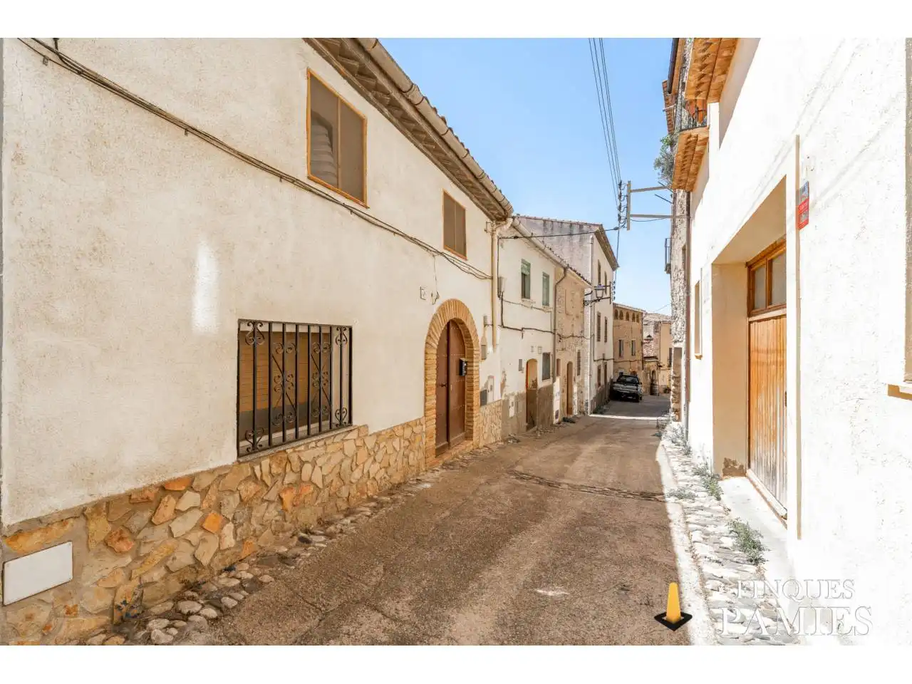 Vista exterior de Casa o xalet en venda en Gratallops amb Aire condicionat, Calefacció i Parquet