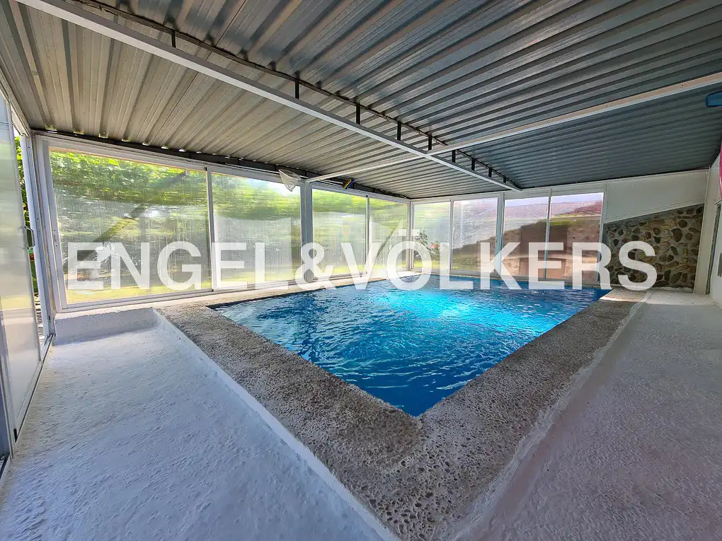 Piscina de Casa o xalet en venda en Fuente El Saz de Jarama amb Calefacció, Jardí privat i Terrassa
