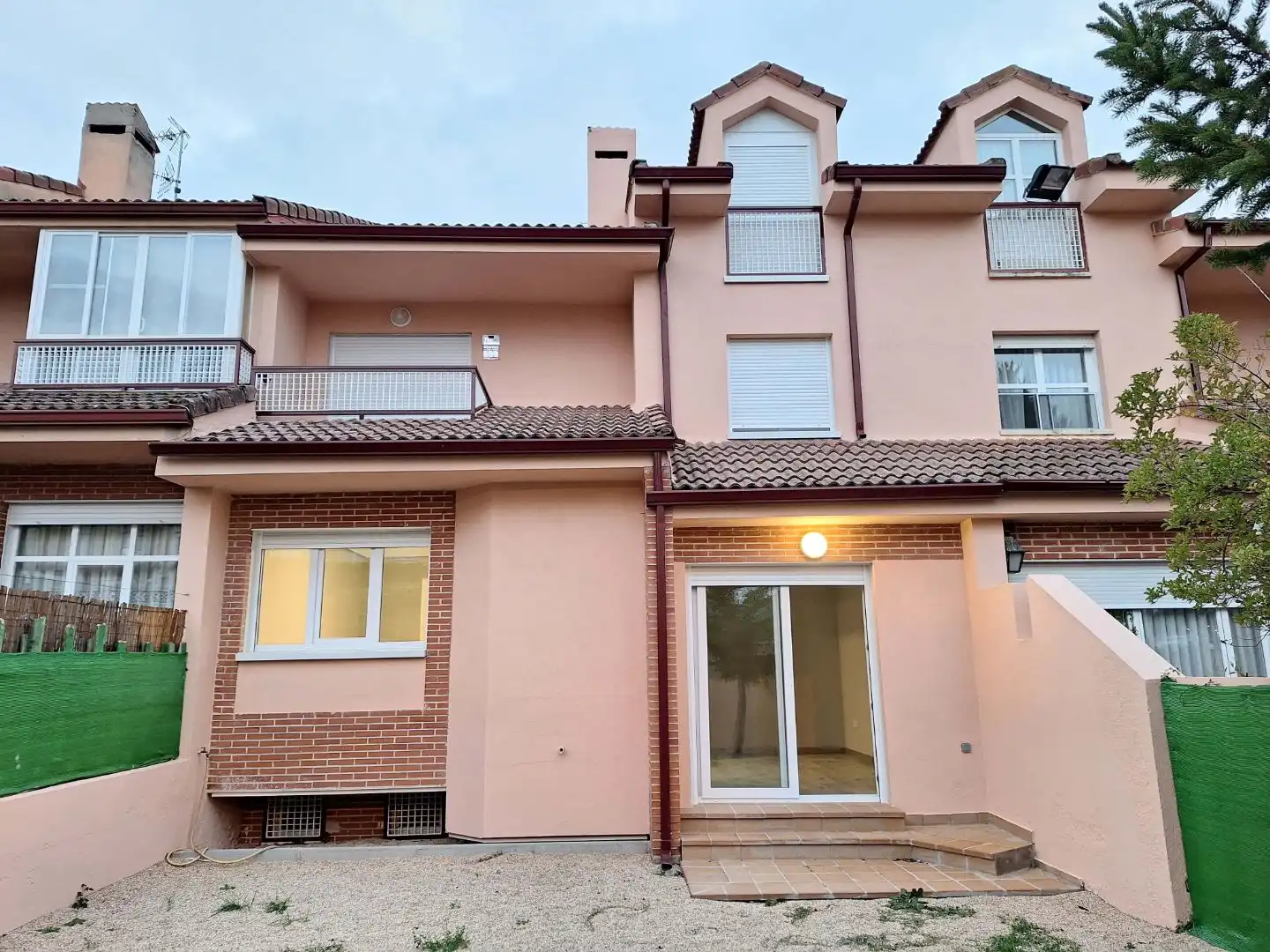 Terraced house with pool to rent in Calle el Chopo 22, imagen 3