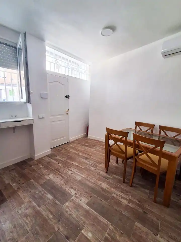 Comedor de Planta baja en venta en Alcalá de Henares con Aire acondicionado