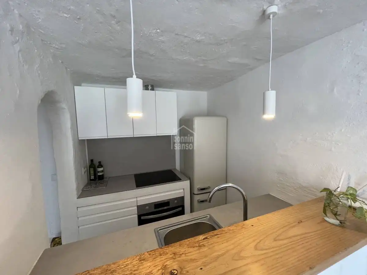 Cocina de Apartamento en venta en Sant Lluís con Terraza
