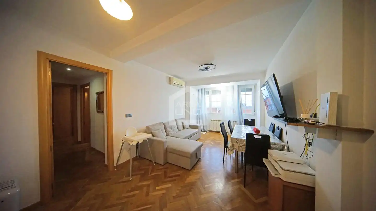 Sala de estar de Piso en venta en Alcorcón con Aire acondicionado, Calefacción y Parquet