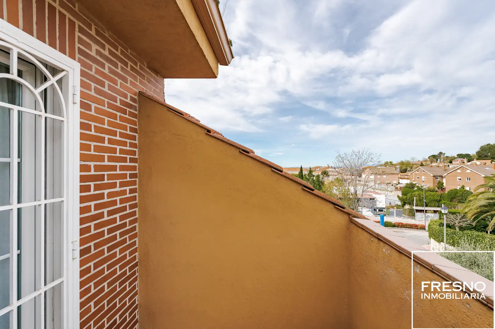 Balcony of Detached homes for sale in Cobeña  with Air Conditioner, Heating and Private garden
