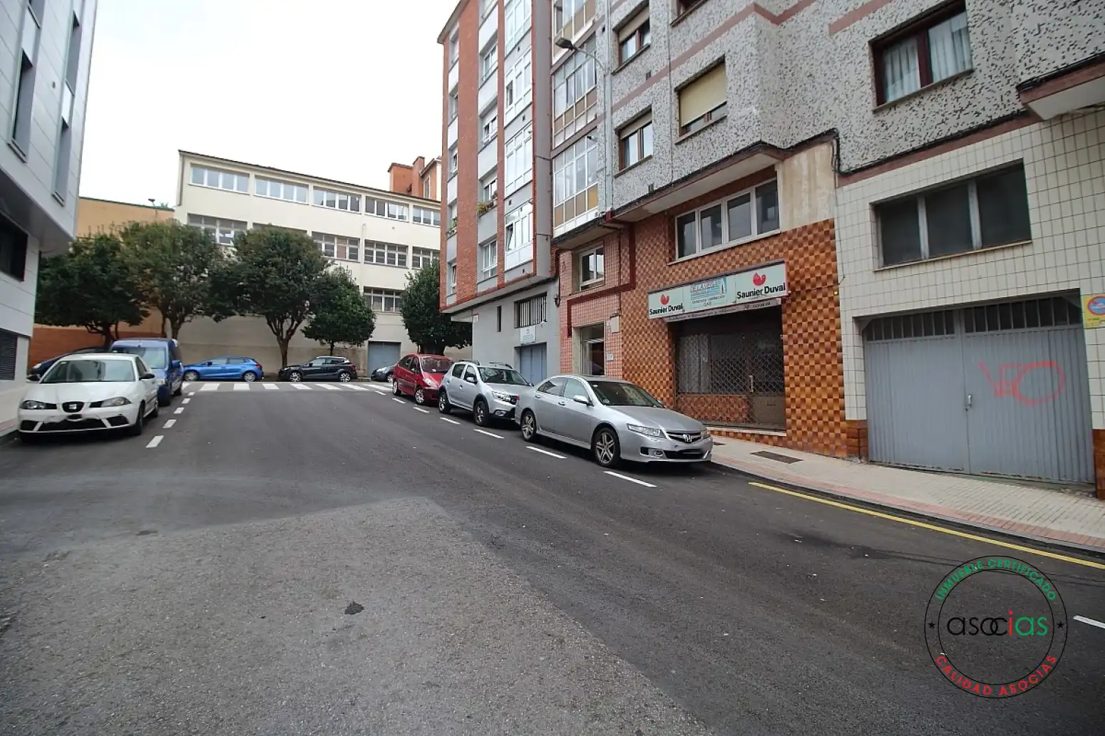 Parking de Oficina en venta en Gijón  con Calefacción