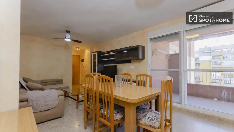 Habitació a Corinto - Almarda
