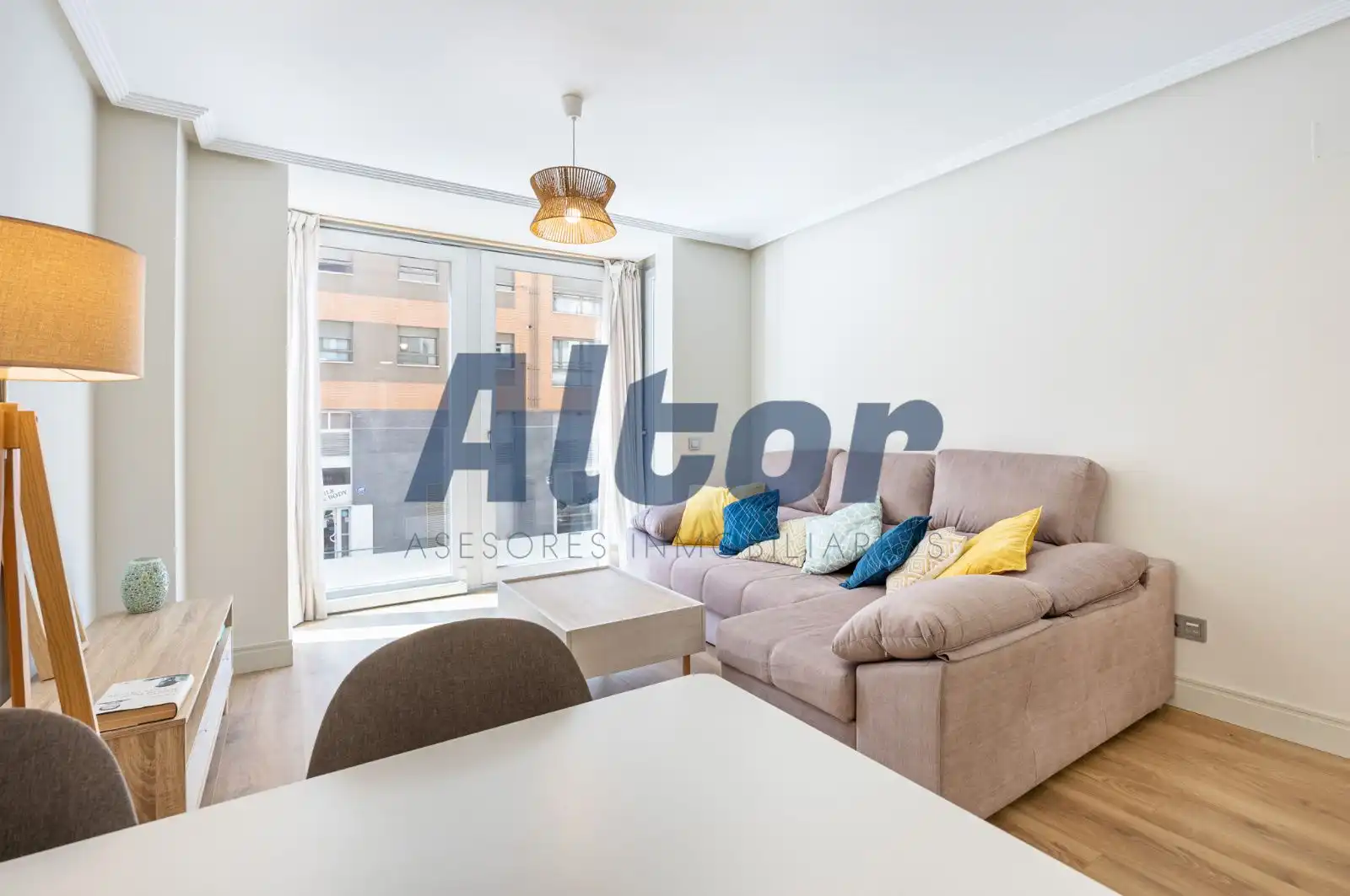 Wohnzimmer von Wohnung zum Verkauf in Madrid mit Klimaanlage, Abstellraum und Schwimmbad