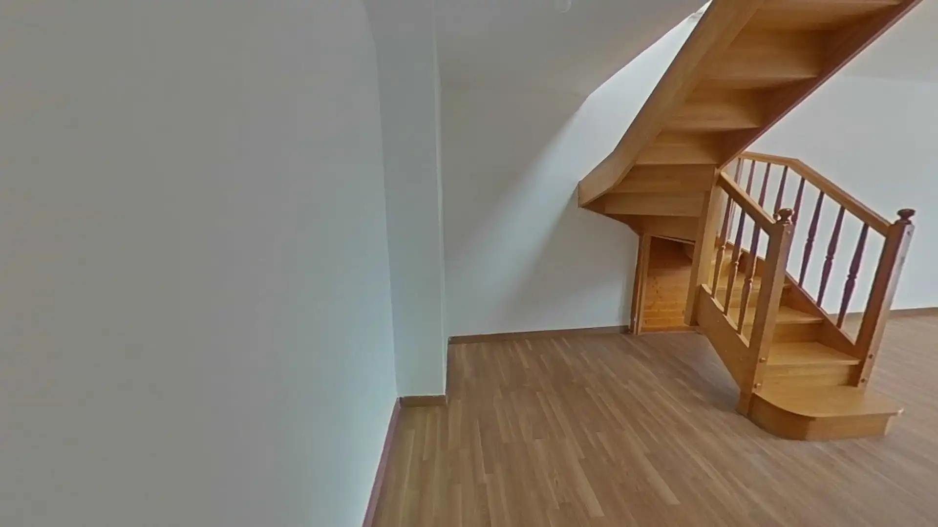 Maisonette zum Verkauf in Cornellà de Llobregat