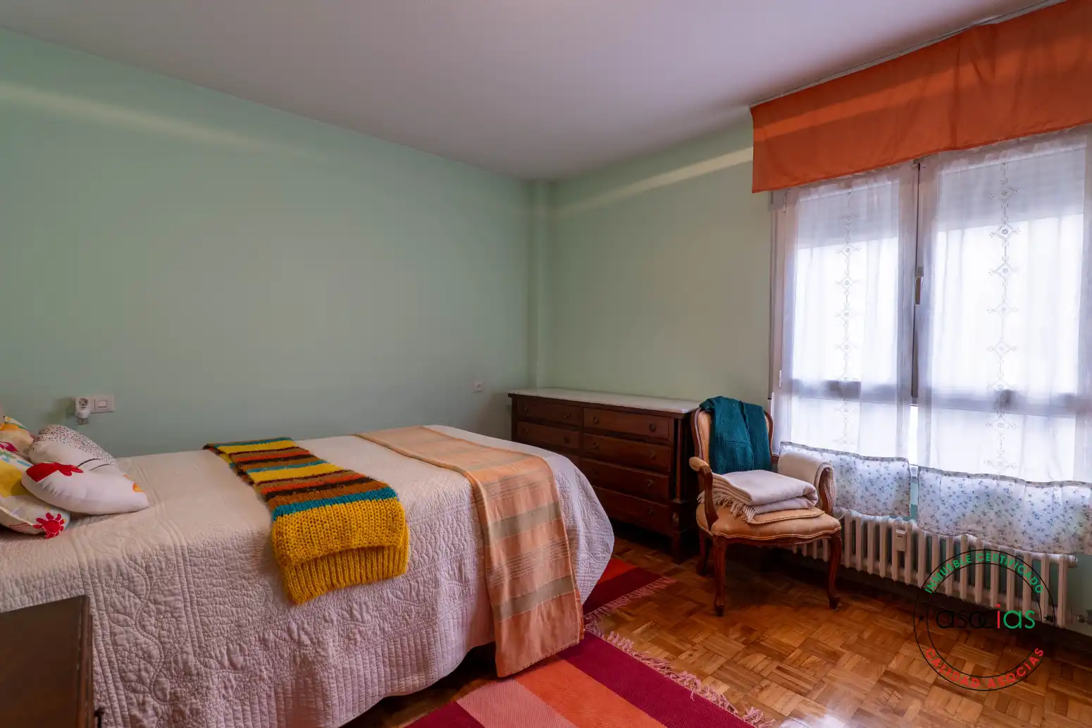 Habitación de Piso en venta en Gijón  con Calefacción y Parquet