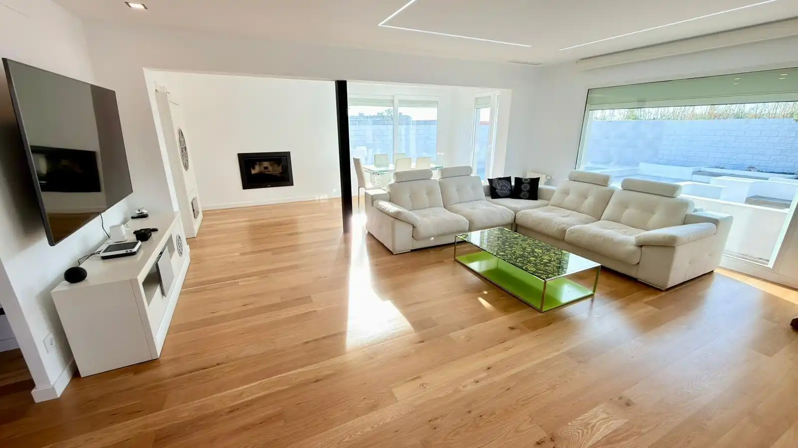 Living room of Houses for sale in El Campello  with Air Conditioner, Terrace and Swimming Pool