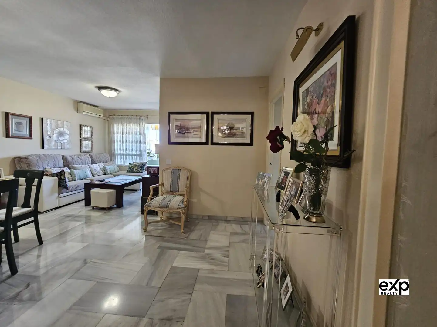 Flat for sale in Fuengirola  with Air Conditioner, Swimming Pool and Furnished