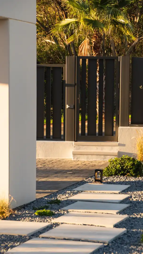 Vista exterior de Casa o chalet en venta en Torremolinos con Terraza
