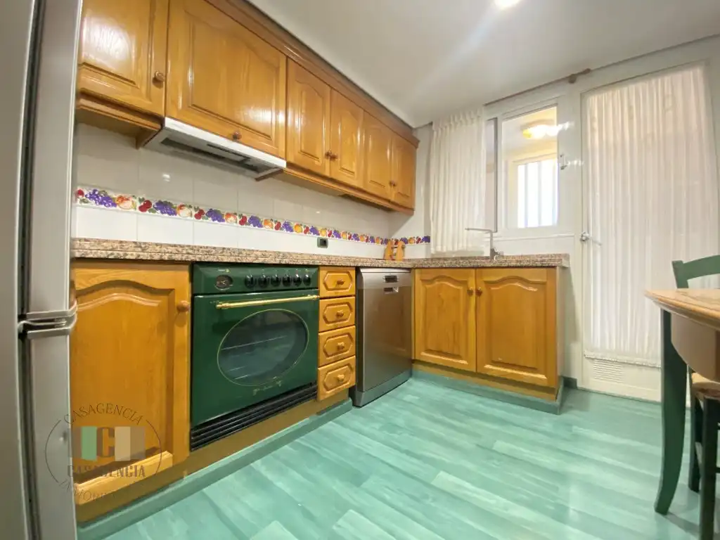 Duplexes for sale in Calle Poeta Verdaguer, Hospital - Plaza del Real