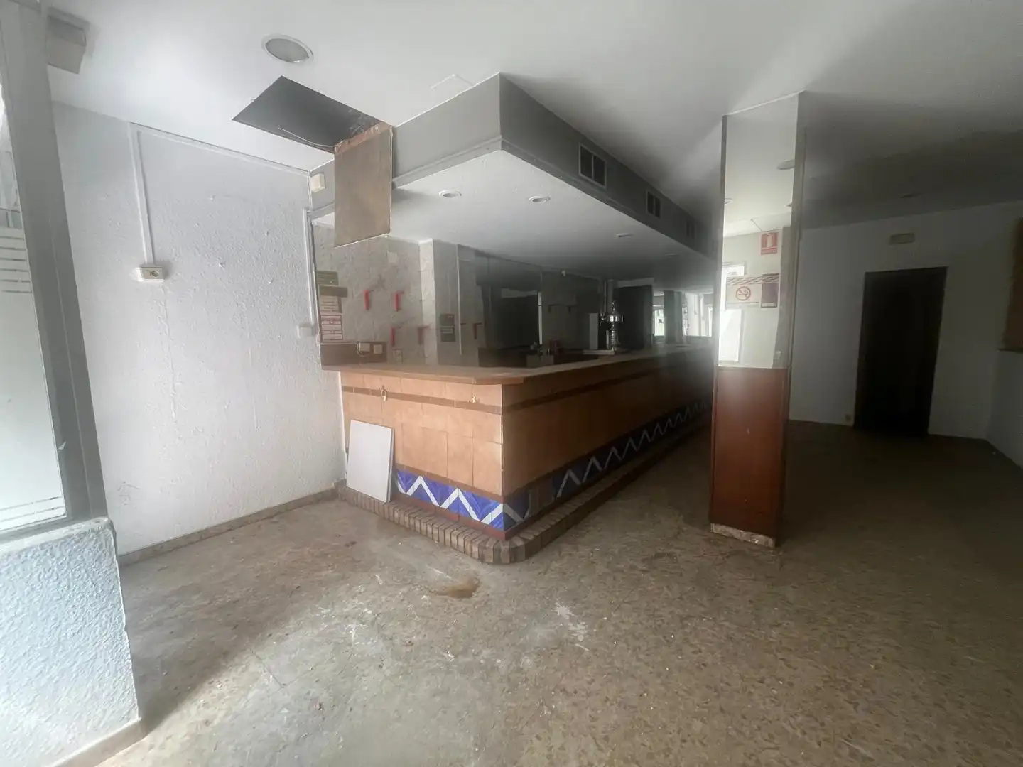 Local comercial en venta en Calle de Tarragona 36, imagen 4