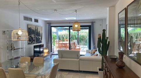 Foto 5 de Apartamento de alquiler en Avenida de Julio Iglesias, S/n, Puerto Banús, Marbella