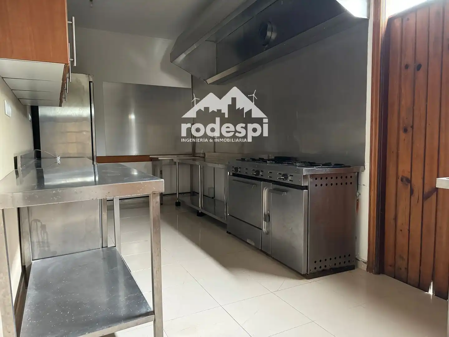 Kitchen of Commercial properties for rent in Arbo  with Furnished