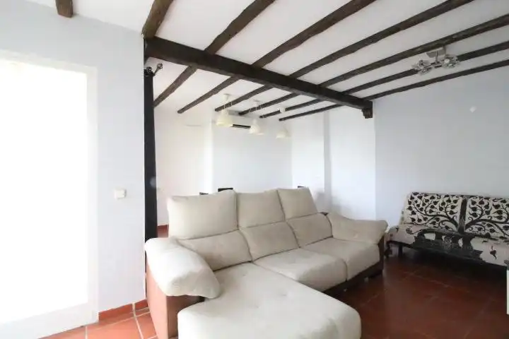 Sala d'estar de Pis en venda en Fuengirola amb Terrassa i Piscina comunitària