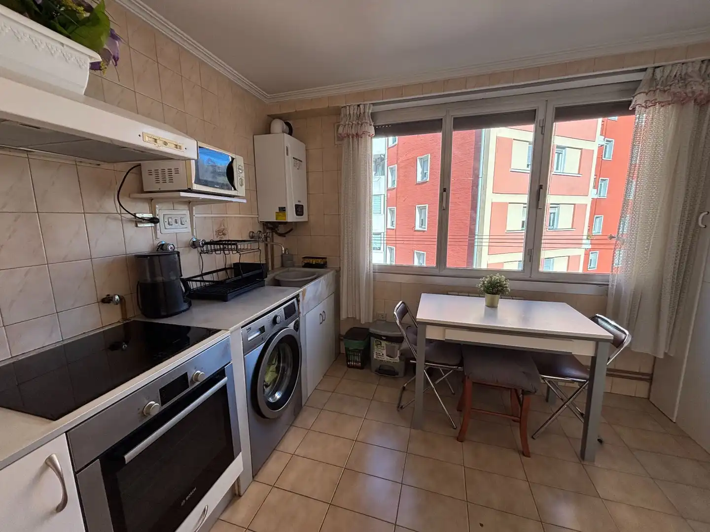 Cocina de Piso en venta en Eibar con Calefacción y Amueblado